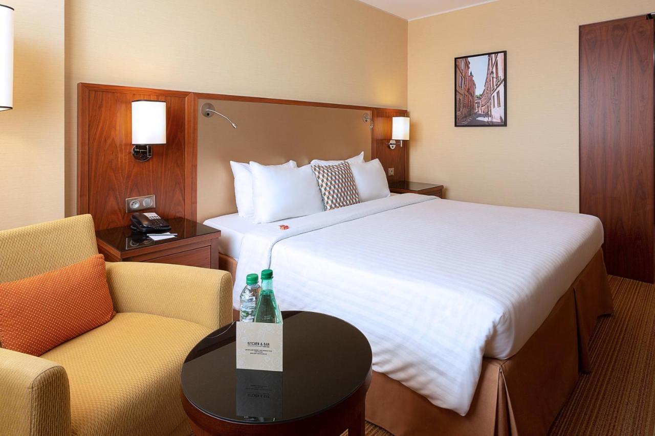 Hotel Courtyard By Marriott Toulouse Airport Exterior foto