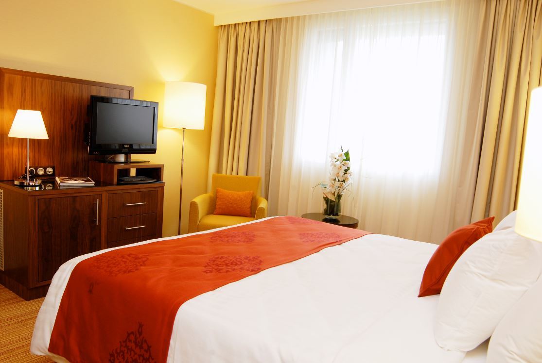 Hotel Courtyard By Marriott Toulouse Airport Zimmer foto