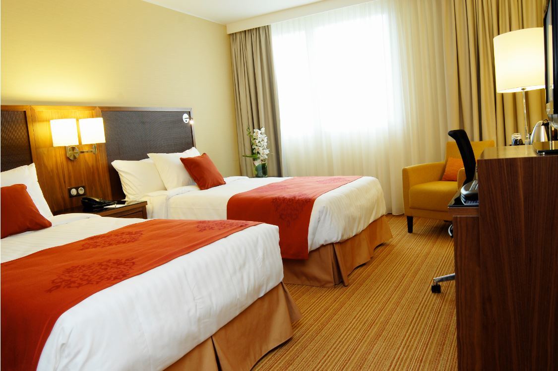 Hotel Courtyard By Marriott Toulouse Airport Zimmer foto